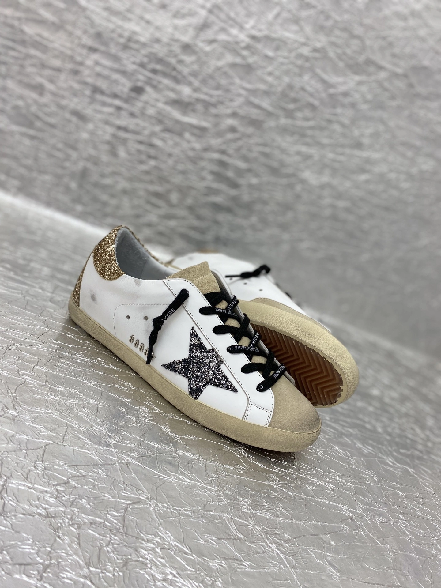 OOBB-- 6642 GWF00102.F005358.82532 cowhide item:F-X362A1299T